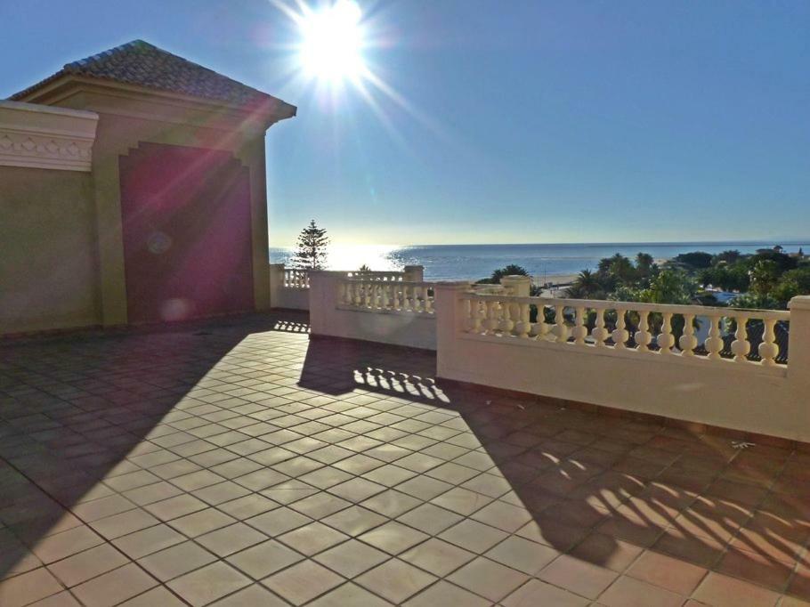Penthouse With Ocean View Apartment Isla Canela Exterior photo